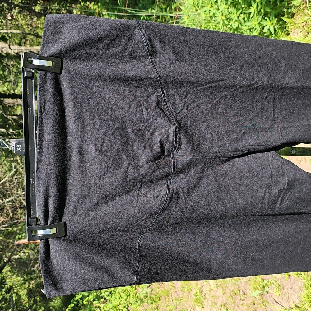 Old Navy Maternity XL 2-Pack Full-Panel Cropped Leggings Black New
